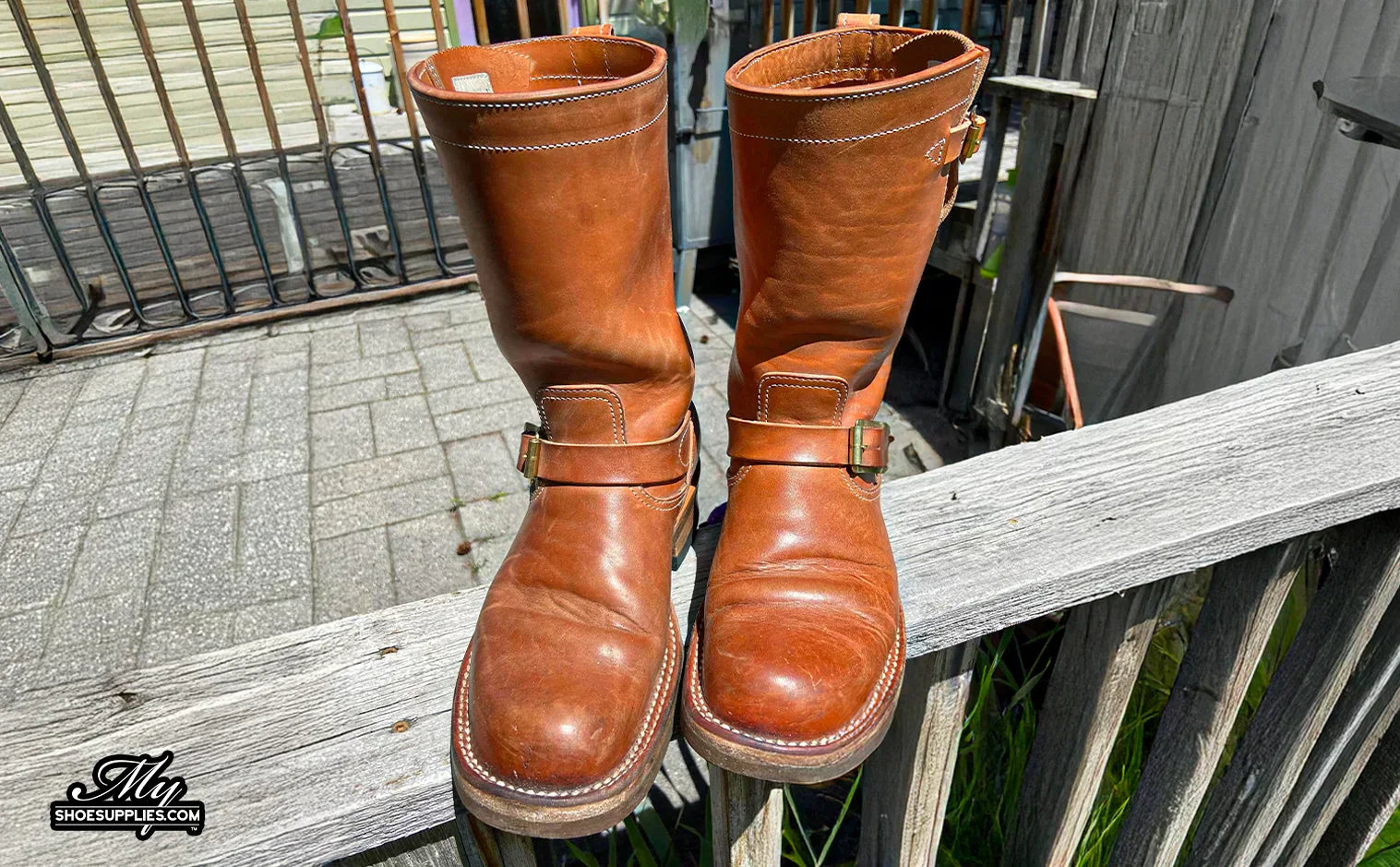 5 Reasons You Should Use a Shoe Stretcher (Pros and Cons 2025)
