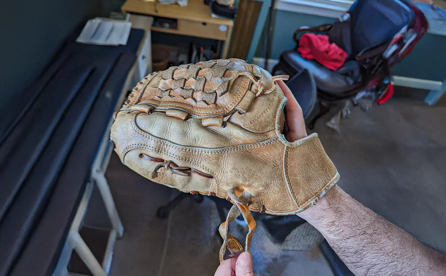 The Surprising Reason Your Gloves Crack (You Ignored It) + Solution